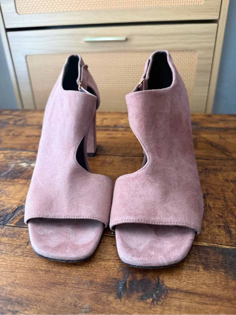 Via Spiga Dusty Pink Suede Cutout Block Heel Sandals